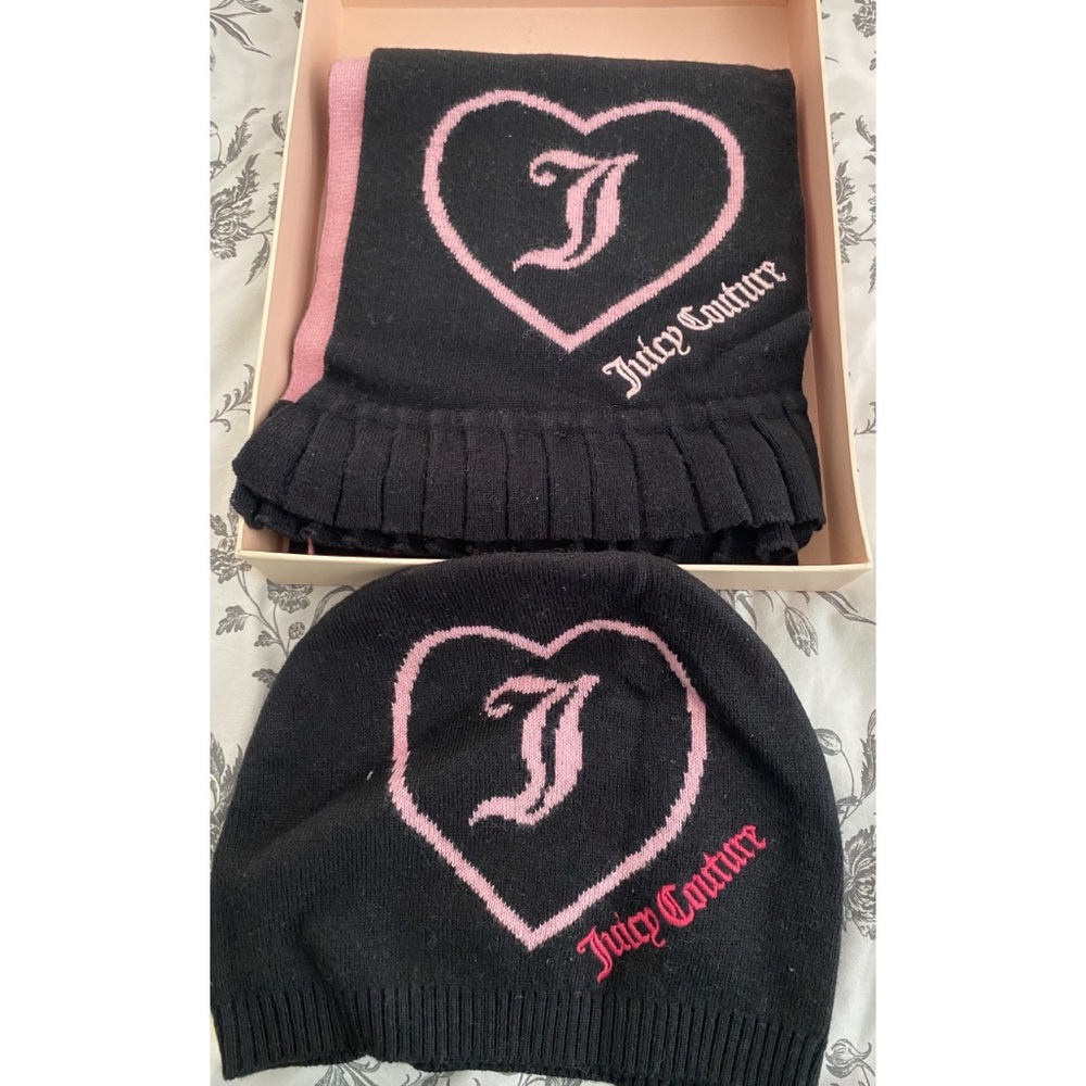 NWT - Juicy Couture hat and scarf set in the colors black and pink.